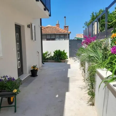 Delux Nena Hvar Town