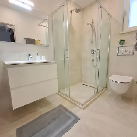 Delux Nena Apartment