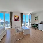 Delux Nena Apartment
