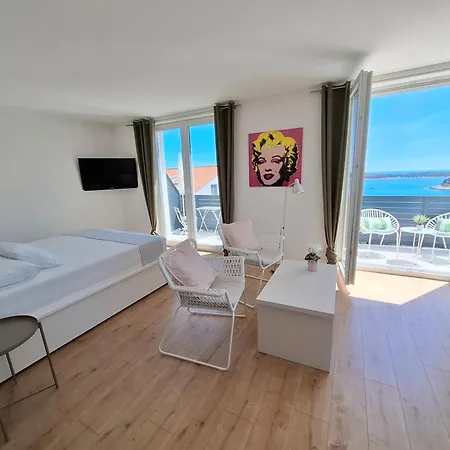 Delux Nena Apartman *